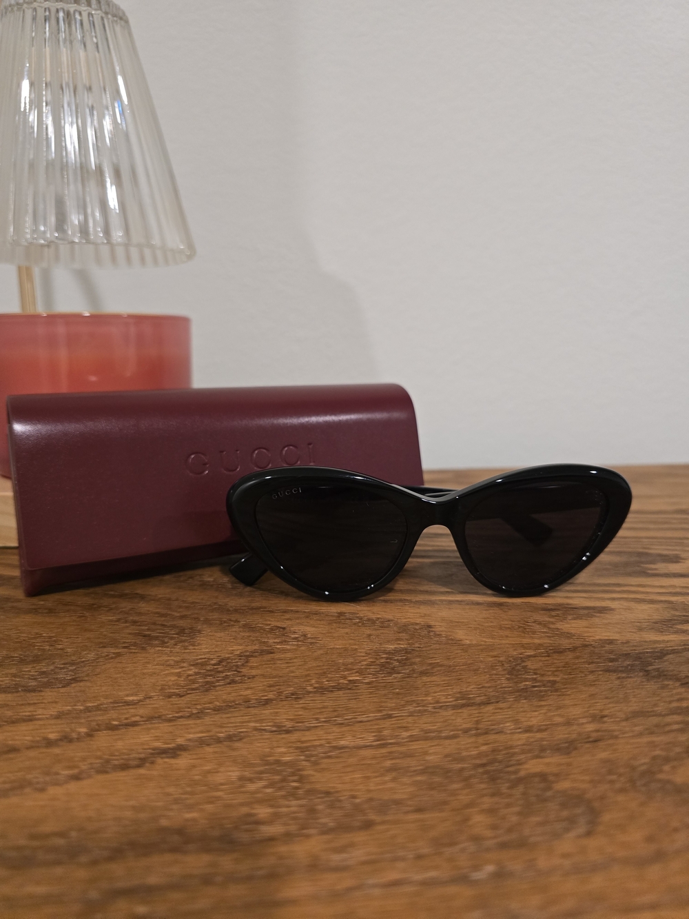 Gucci Black Cat-Eye Sunglasses with Dark Lenses